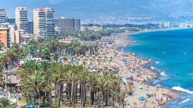 טורמולינוס Carlos Beach Ground Floor Apartment & Parking מראה חיצוני תמונה